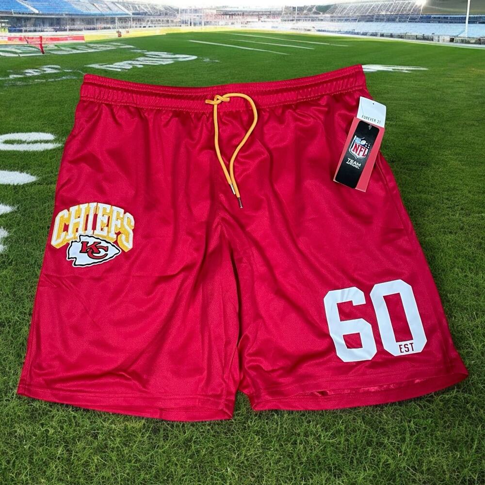 Kansas City Chiefs Mens XXL Mesh Shorts Forever 21 NFL Team Apparel 2XL Red KC